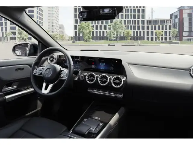 Mercedes-Benz EQA 300