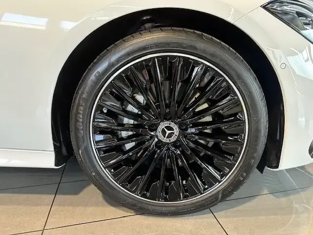 Mercedes-Benz CLE 180
