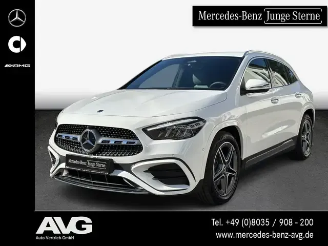Mercedes-Benz GLA 220