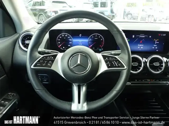 Mercedes-Benz GLB 200