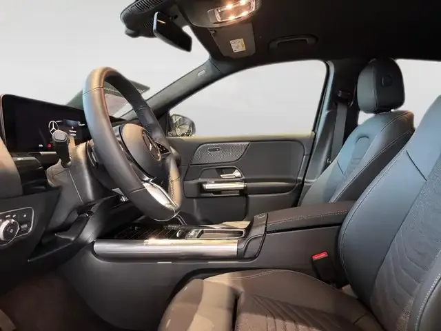 Mercedes-Benz GLA 180