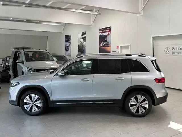 Mercedes-Benz EQB 300
