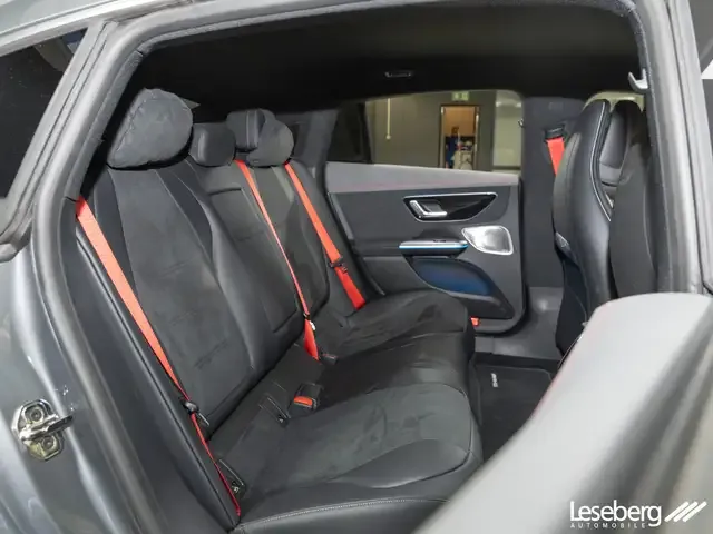 Mercedes-Benz EQE 53