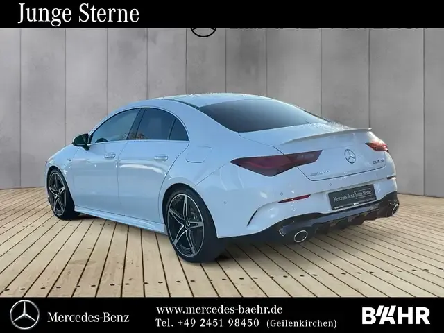 Mercedes-Benz CLA 35 AMG