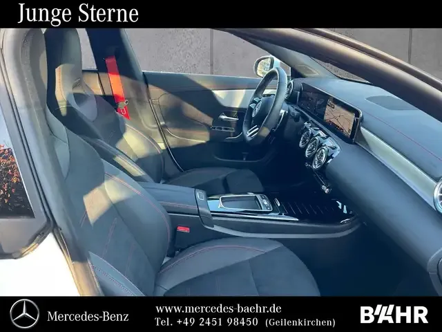 Mercedes-Benz CLA 35 AMG