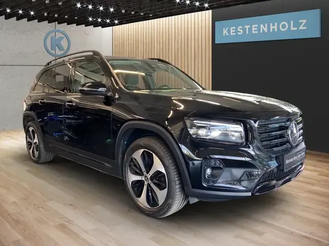 Mercedes-Benz GLB 200