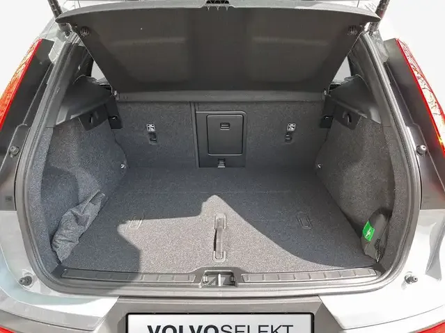 Volvo EX40