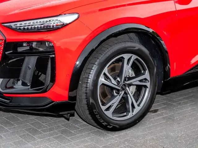Audi Q6
