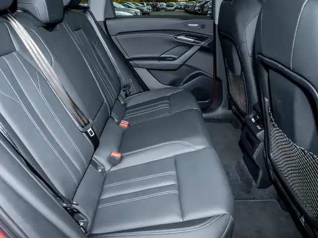 Audi Q6
