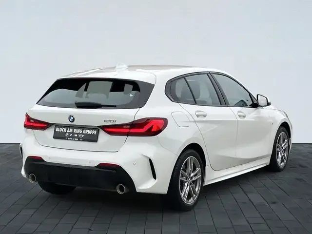 BMW 120