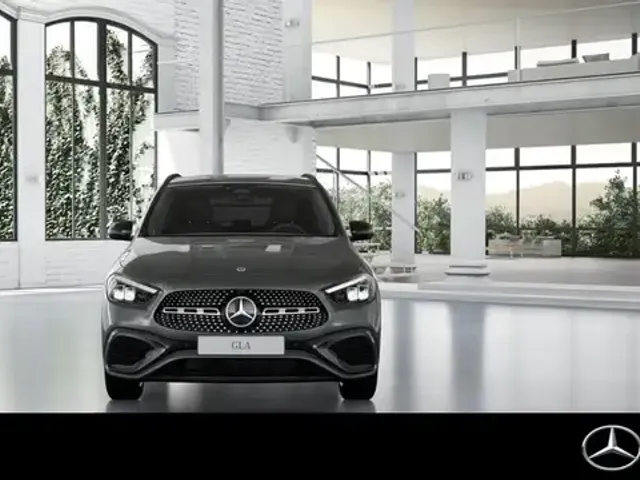 Mercedes-Benz GLA 200