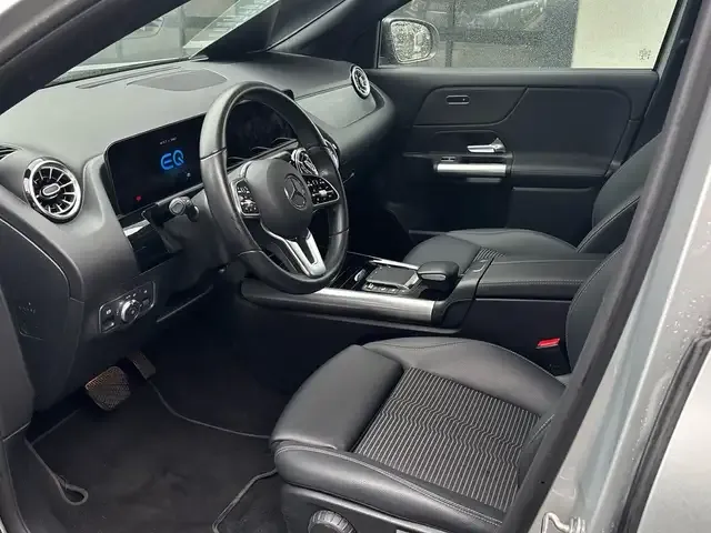 Mercedes-Benz EQA 250