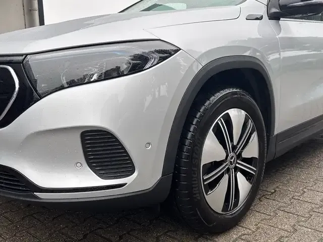 Mercedes-Benz EQA 250