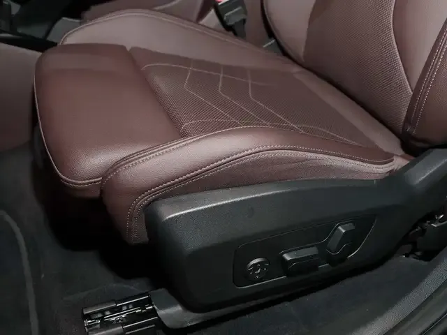 BMW 230