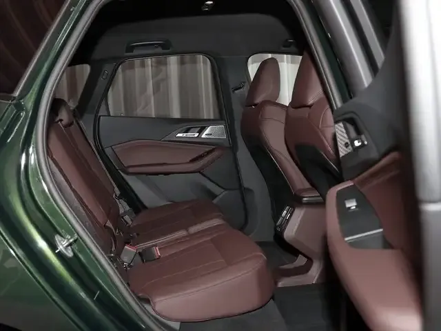 BMW 230