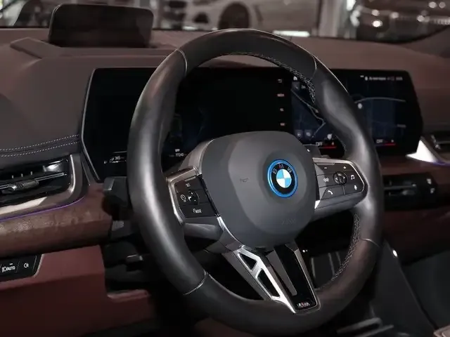 BMW 230