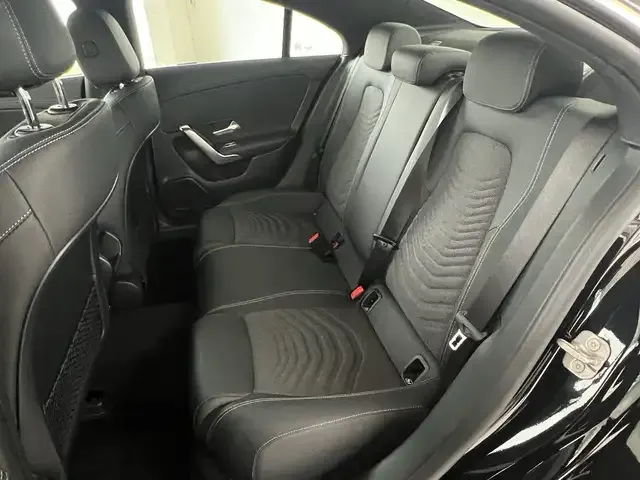 Mercedes-Benz CLA 180