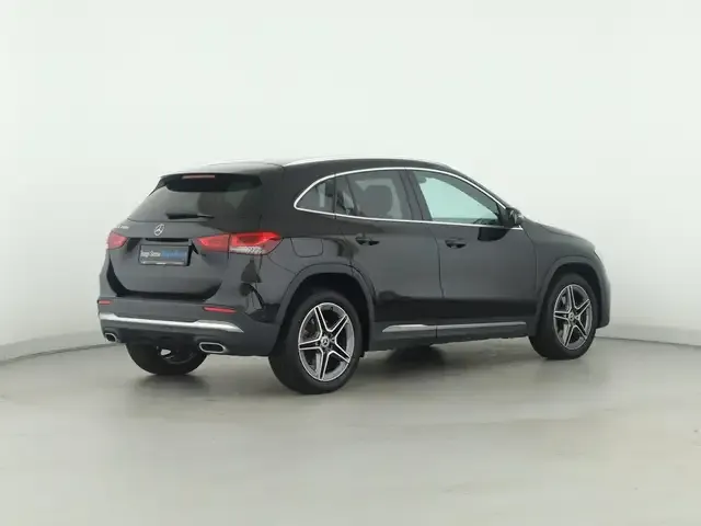 Mercedes-Benz GLA 250