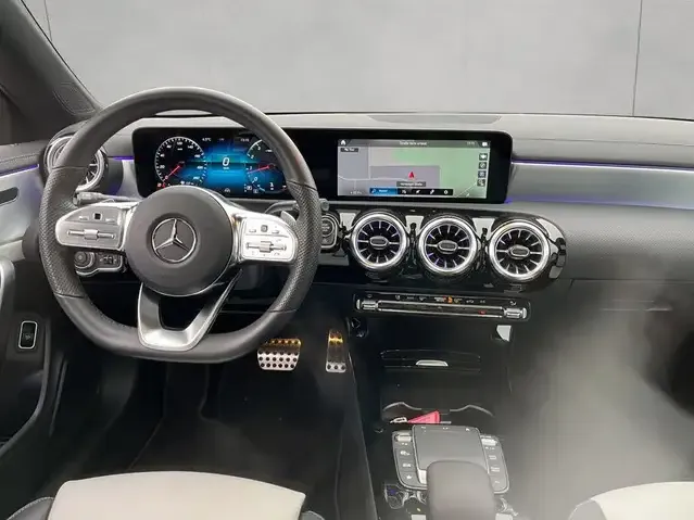 Mercedes-Benz CLA 250