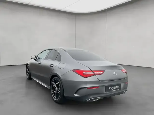Mercedes-Benz CLA 250