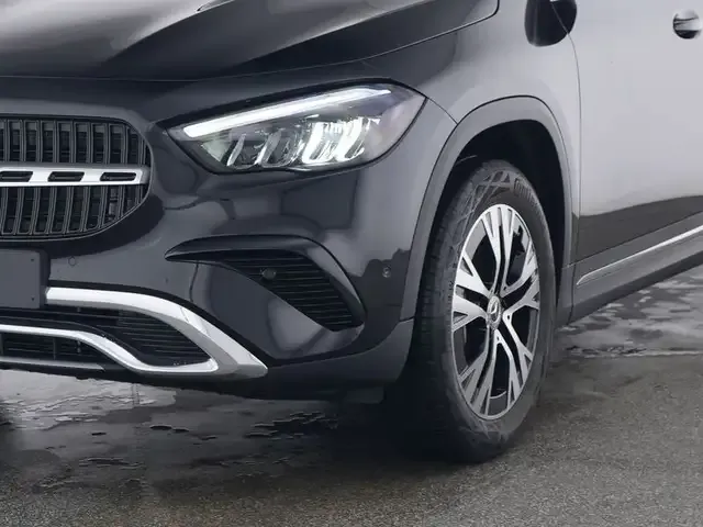 Mercedes-Benz GLA 200