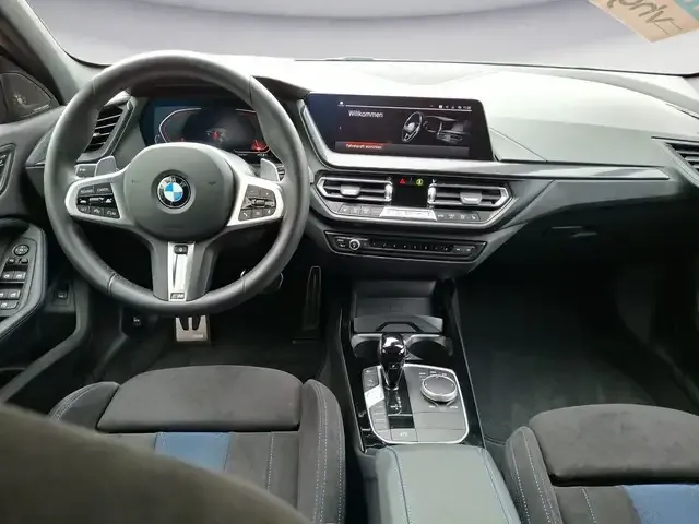 BMW 128