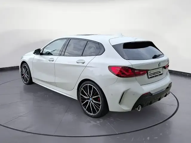 BMW 128
