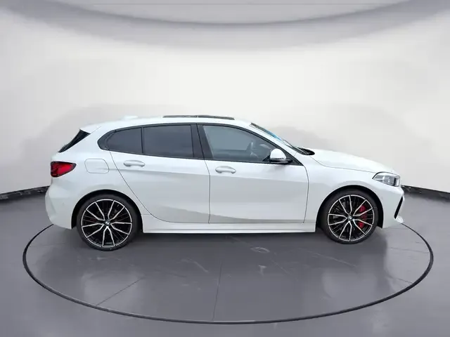 BMW 128