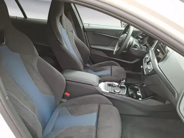 BMW 128