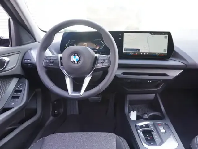BMW 120