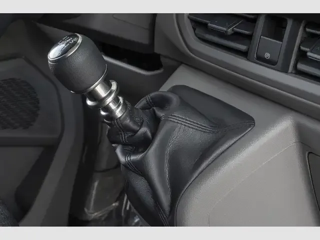 Volkswagen T7 Transporter