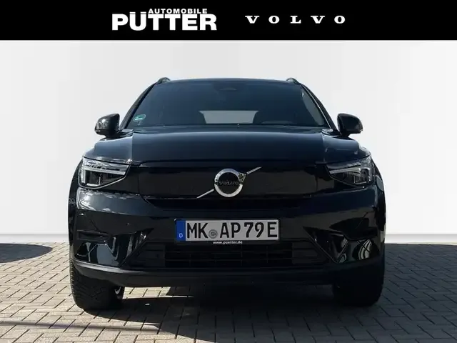 Volvo EX40