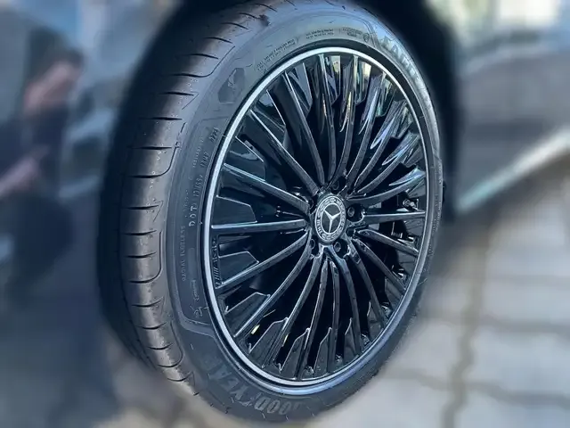 Mercedes-Benz CLE 300