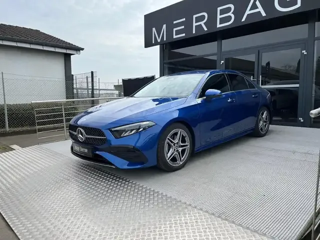 Mercedes-Benz A 200