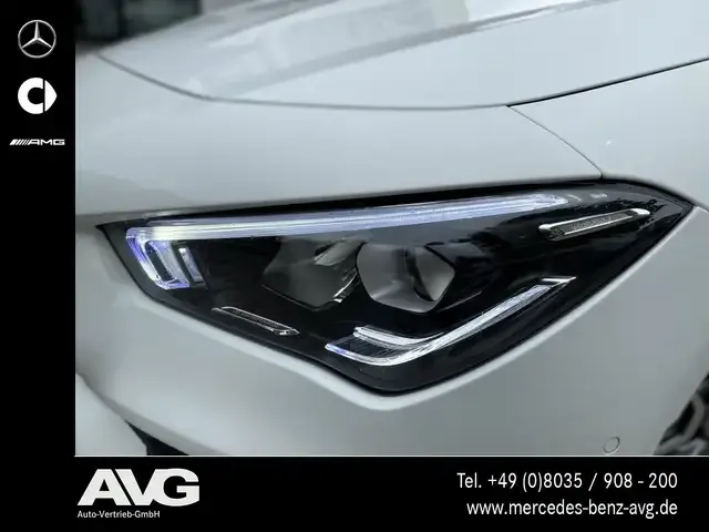 Mercedes-Benz CLA 200