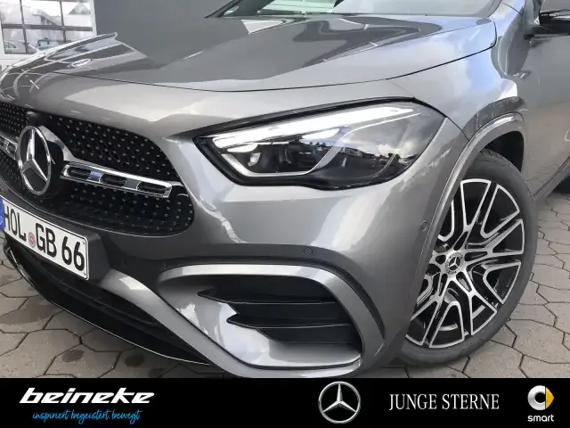 Mercedes-Benz GLA 200