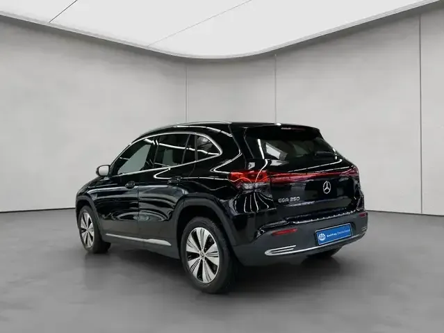 Mercedes-Benz EQA 250