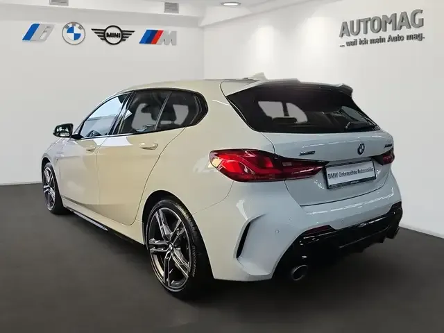 BMW M1