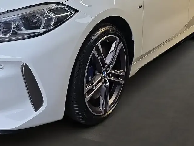 BMW M1