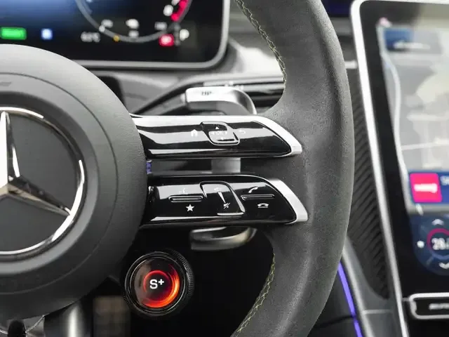 Mercedes-Benz C 63 AMG