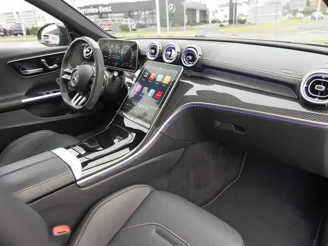 Mercedes-Benz C 63 AMG