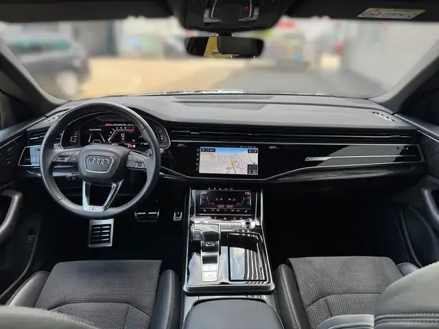 Audi SQ8