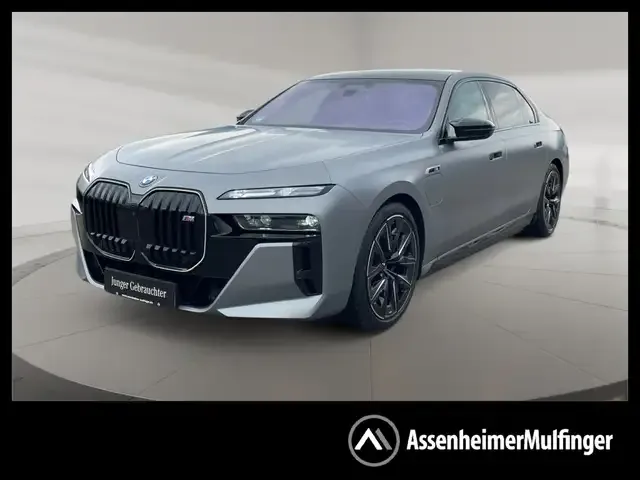 BMW 760