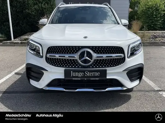 Mercedes-Benz GLB 180