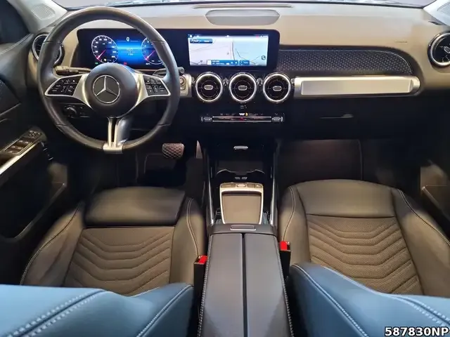 Mercedes-Benz GLB 200