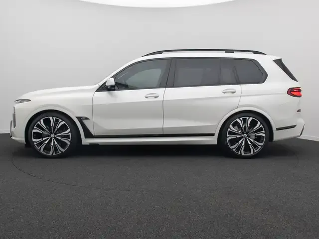 BMW X7 M