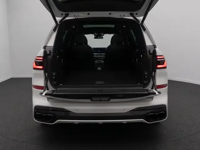 BMW X7 M