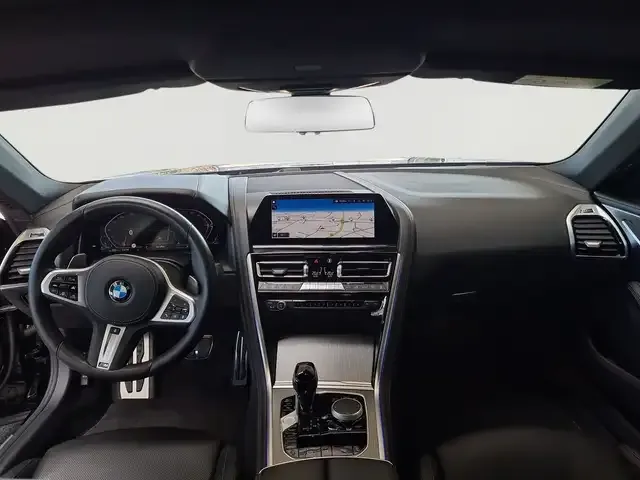 BMW 840
