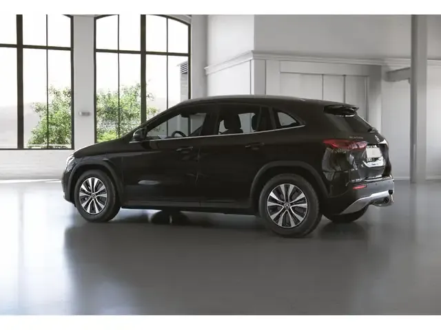 Mercedes-Benz GLA 220