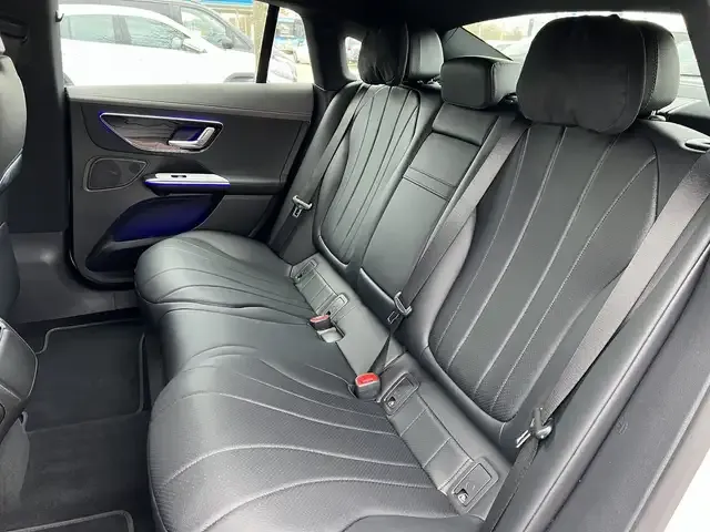 Mercedes-Benz EQE 300